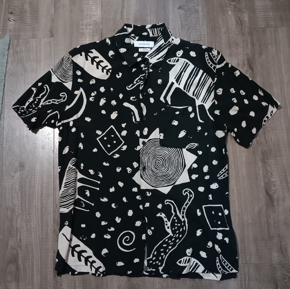 Graphic button up shirt - Picture 2 of 3